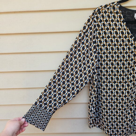 Chico's Multicolor Geometric Chain-Link Print Blouse Button-Up Long Sleeve - Picture 6 of 13